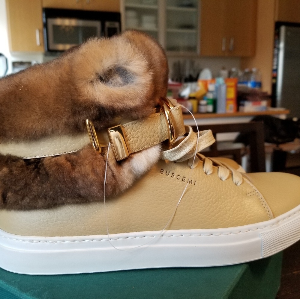 BNWB Buscemi fur sneakers sz8 eu41